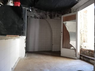 Attività commerciale in Vendita a Santa Croce sull'Arno, 20'000€, 100 m²