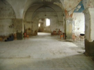 Attività commerciale in Affitto a Livorno, 500 m²