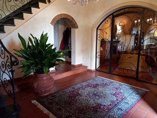 Villetta a schiera in Vendita a Fauglia, 1'100'000€, 630 m²