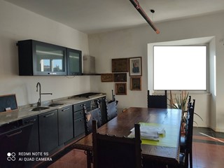 Appartamento in Vendita a Livorno, 300'000€, 160 m²