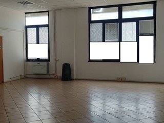 Ufficio in Affitto a Livorno, 600€, 95 m²