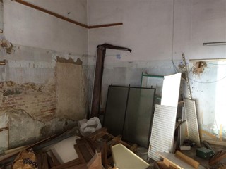 Attività commerciale in Affitto a Livorno, 500€, 50 m²