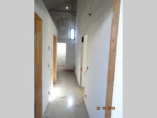 Attività commerciale in Affitto a Lucca, 2'500€, 500 m²