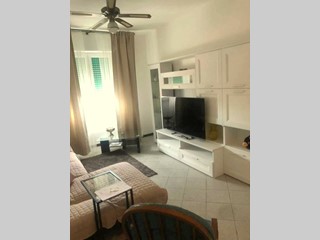 Trilocale in Affitto a Viareggio, 2'000€, 55 m²