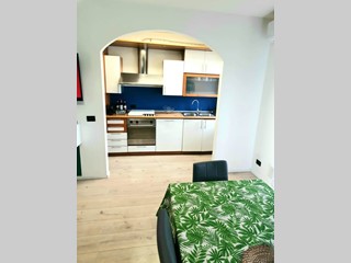 Trilocale in Affitto a Viareggio, 750€, 65 m²