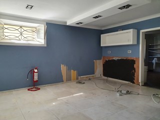 Attività commerciale in Affitto a Lucca, 900€, 55 m²