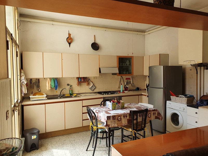Appartamento in Vendita a Montecatini Terme, 129'000€, 130 m²