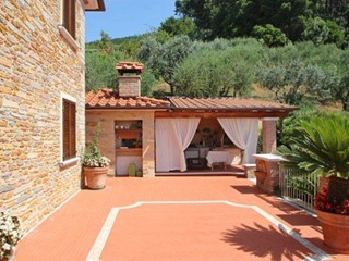 Casa Indipendente in Vendita a Pietrasanta, 2'650'000€, 310 m²