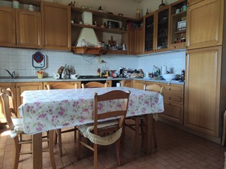 Casa Indipendente in Vendita a Altopascio, 299'000€, 200 m²