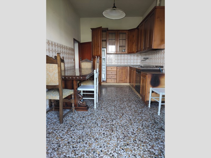 Casa Indipendente in Vendita a Altopascio, 82'000€, 90 m²