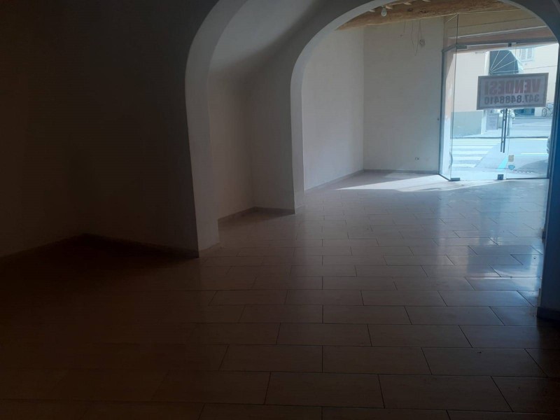 Attività commerciale in Vendita a Lucca, 135'000€, 71 m²