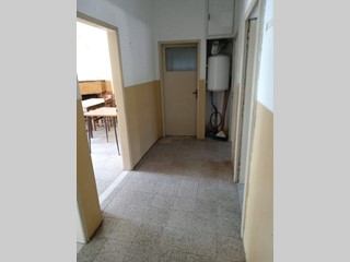 Appartamento in Vendita a Camporgiano, 25'000€, 80 m²