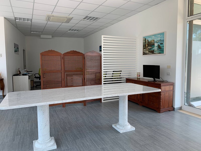 Ufficio in Affitto a Pietrasanta, 300€, 90 m²