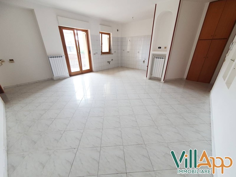 Appartamento in Vendita a Fondi, 194'000&euro;, 100 m²