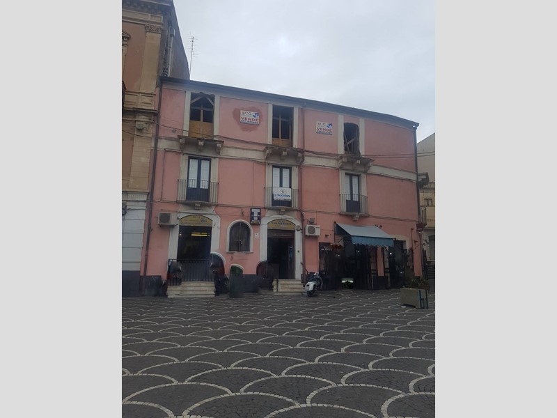 Quadrilocale in Vendita a Paternò, 68'000€, 135 m²