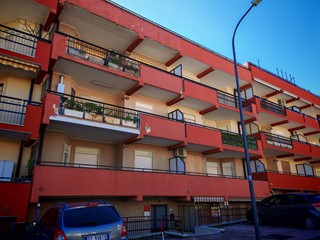 Quadrilocale in Vendita a Sant'Alessio Siculo, 72'000€, 54 m²