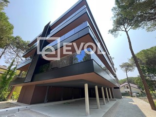 Quadrilocale in Vendita a Lignano Sabbiadoro, 500'000€, 133 m²