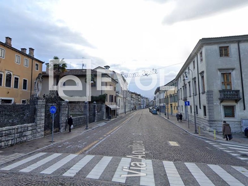 Casa Indipendente in Vendita a Udine, 700'000€, 621 m²