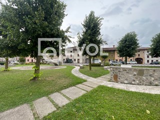 Casa Indipendente in Vendita a Campoformido, 250'000€, 450 m²