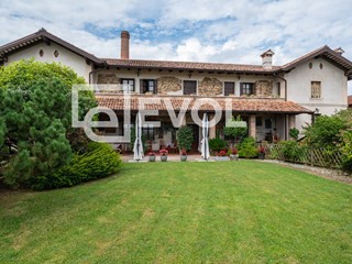 Casa Indipendente in Vendita a Reana del Rojale, 1'500'000€, 600 m²