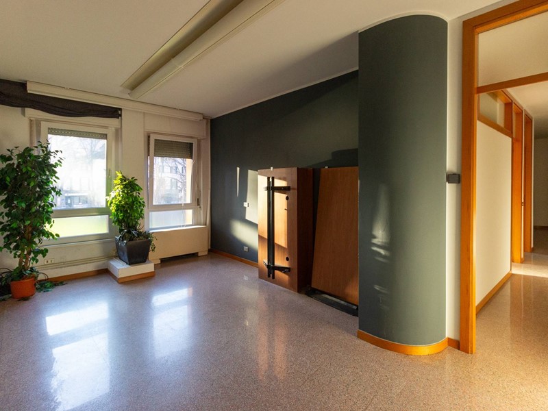 Ufficio in Vendita a Pordenone, 120'000€, 160 m²