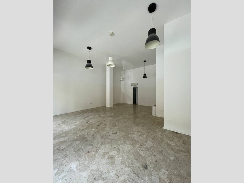 Immobile commerciale in Vendita a Pordenone, 90'000€, 56 m²