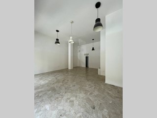 Immobile commerciale in Vendita a Pordenone, 90'000€, 56 m²