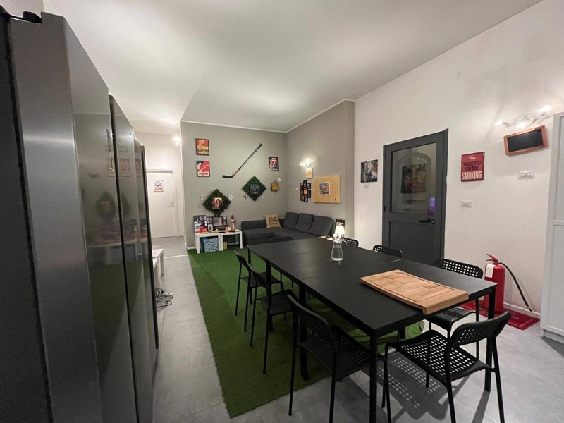 Stanza in Affitto a Castellanza, 350€, 200 m²