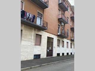 Trilocale in Vendita a Parabiago, 176'000€, 95 m²