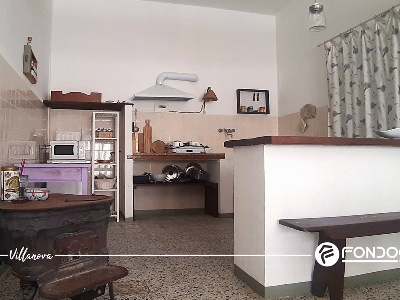 Casa Semi Indipendente in Vendita a Castelbianco, 110'000€, 180 m²