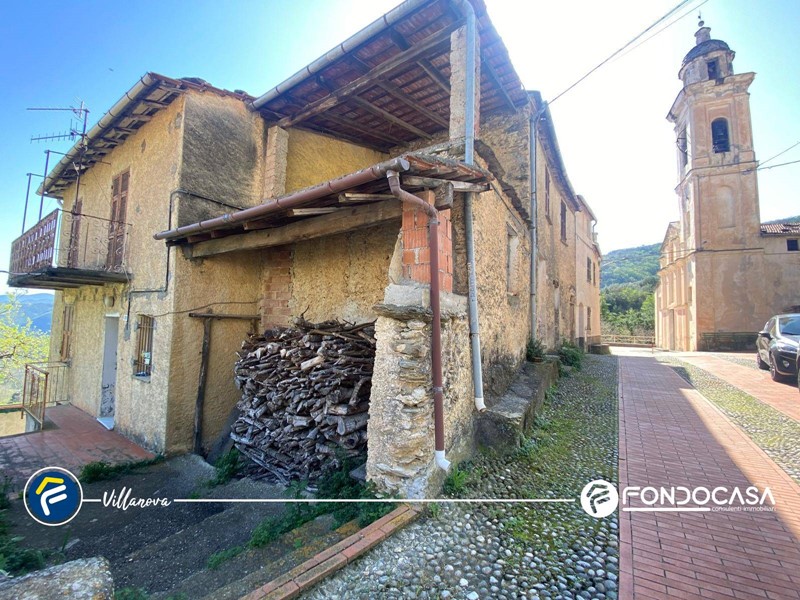 Casa Indipendente in Vendita a Vendone, 58'000€, 127 m²