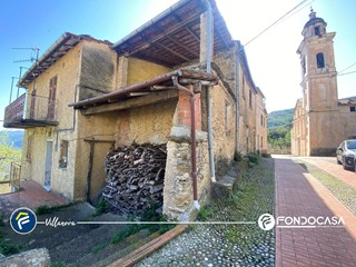 Casa Indipendente in Vendita a Vendone, 58'000€, 127 m²