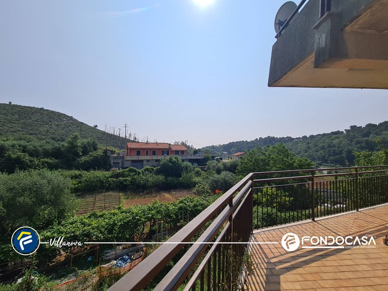 Bilocale in Vendita a Cisano sul Neva, 84'000€, 62 m²