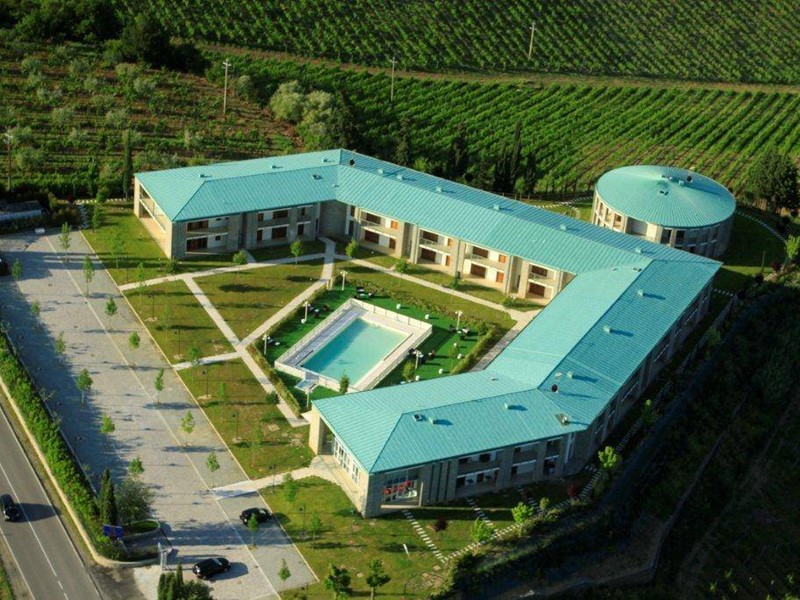 Appartamento in Vendita a Barberino Tavarnelle, 5'000'000€, 4500 m², con Box