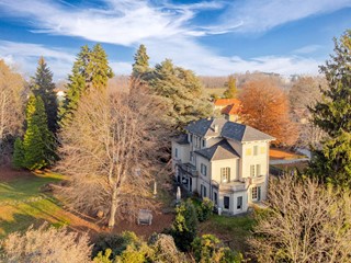 Villa in Vendita a Varese, 4'800'000€, 865 m²