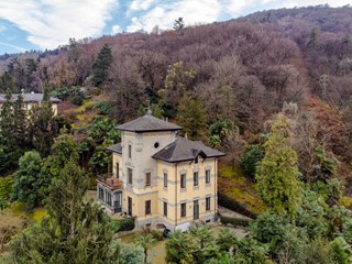 Villa in Vendita a Stresa, 4'750'000€, 800 m²