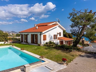 Villa in Vendita a Sanremo, 3'500'000€, 487 m²