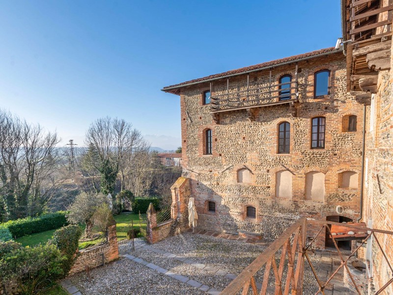 Appartamento in Vendita a Castelletto Cervo, 1'300'000€, 1100 m²