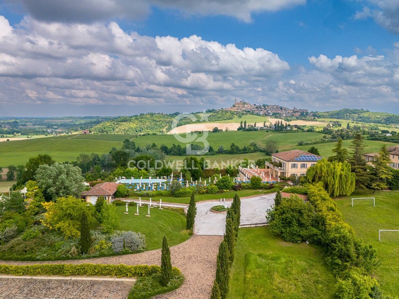 Villa in Vendita a Vignale Monferrato, 6'500'000€, 5700 m²