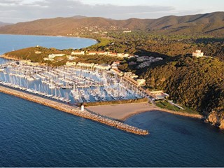 Immobile commerciale in Vendita a Castiglione della Pescaia, 6000 m²