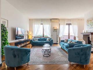 Quadrilocale in Affitto a Milano, 6'500€, 201 m²