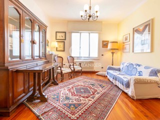 Trilocale in Vendita a Chiavari, 448'000€, 145 m²