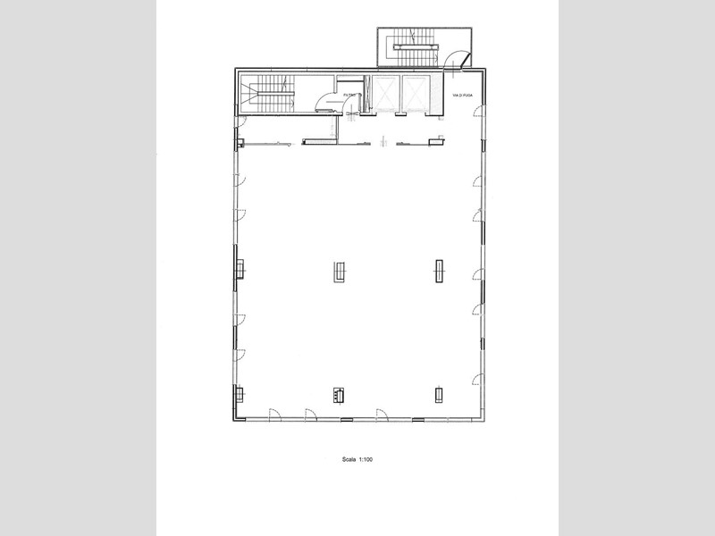Ufficio in Affitto a Lecco, 6'700€, 400 m²