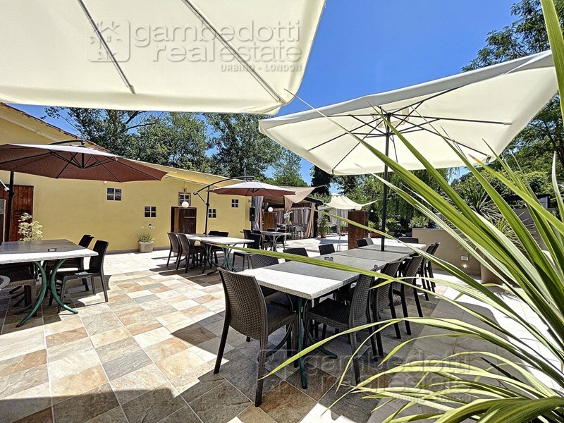 Attività commerciale in Vendita a Mondaino, 239'000€, 235 m²