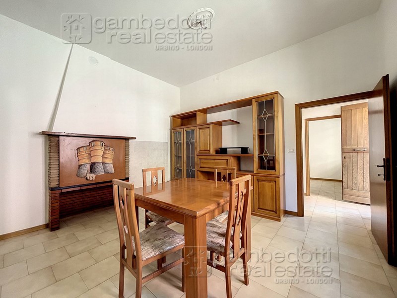 Quadrilocale in Vendita a Sassocorvaro Auditore, 89'000&euro;, 118 m²