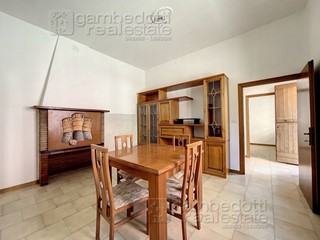 Quadrilocale in Vendita a Sassocorvaro Auditore, 89'000&euro;, 118 m²