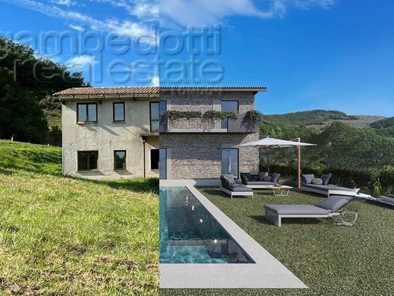 Casa Indipendente in Vendita a Apecchio, 89'000€, 250 m²