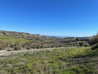 Terreno agricolo in Vendita a Acquaviva Picena, 150'000€, 47000 m²