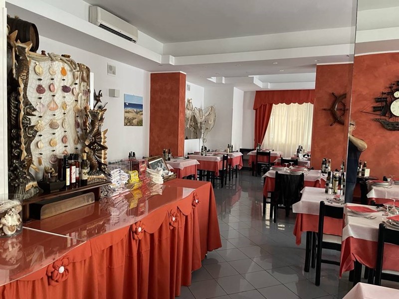 Appartamento in Vendita a Alba Adriatica, 3'000'000€, 2000 m²