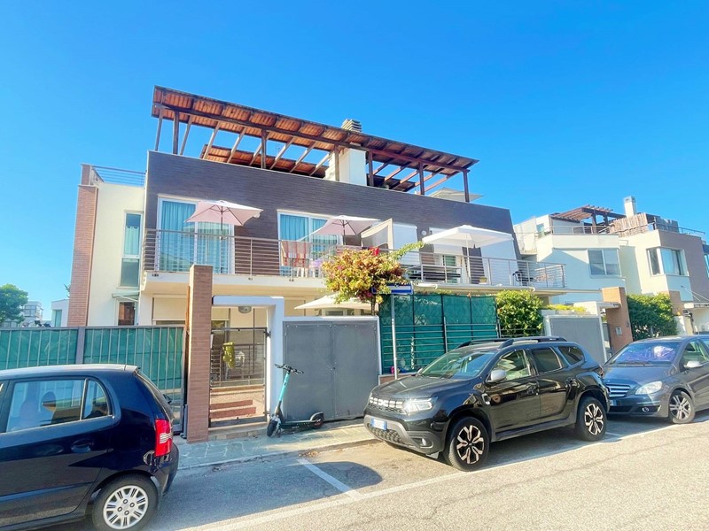 Attico in Vendita a Grottammare, 440'000€, 72 m²